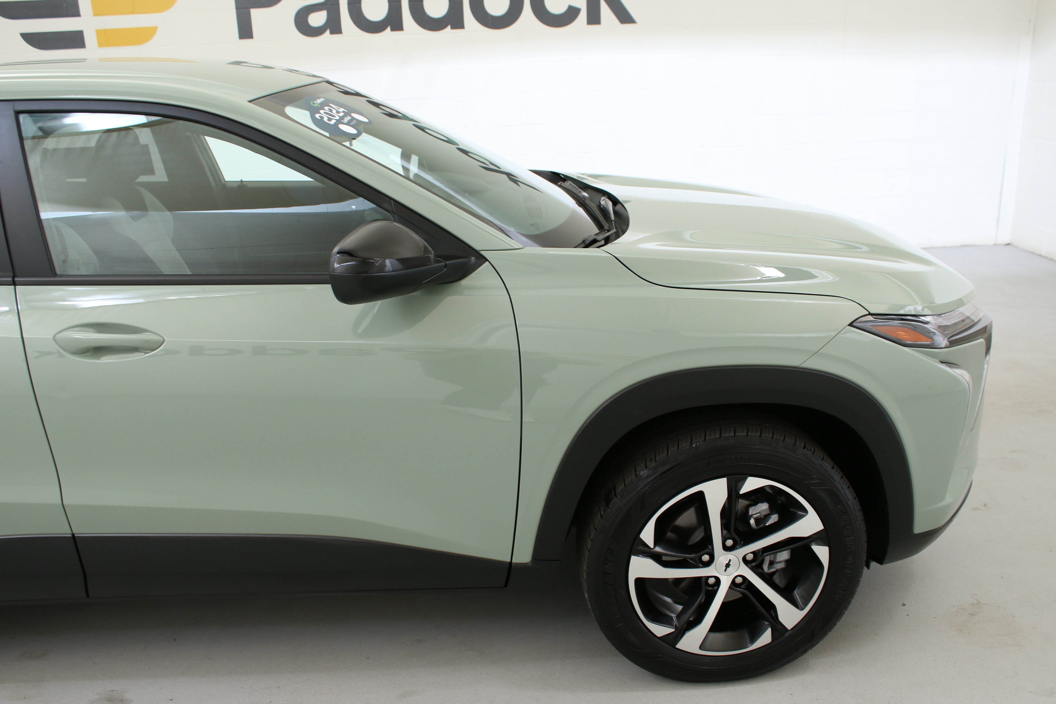 Certified 2024 Chevrolet Trax RS FWD image 11