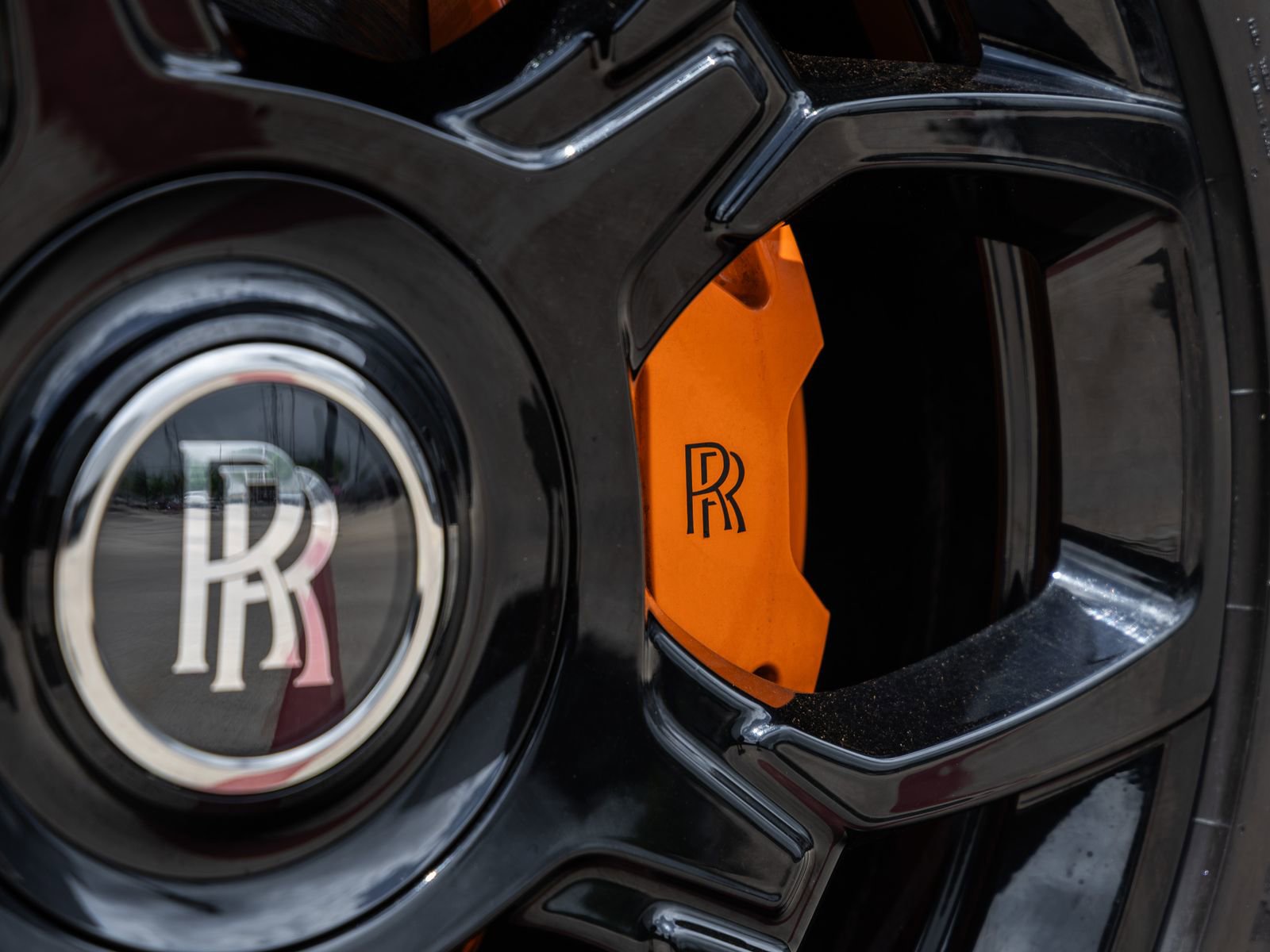 Certified 2023 Rolls-Royce Cullinan Black Badge image 21