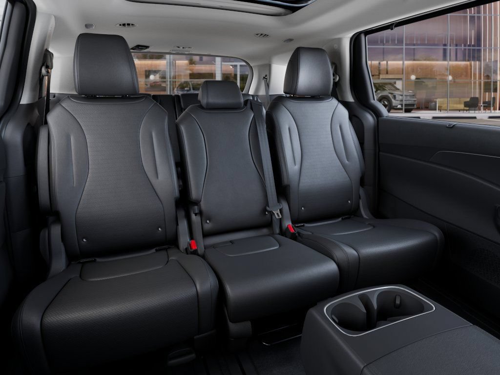 New 2027 Kia Carnival SX Prestige FWD image 16