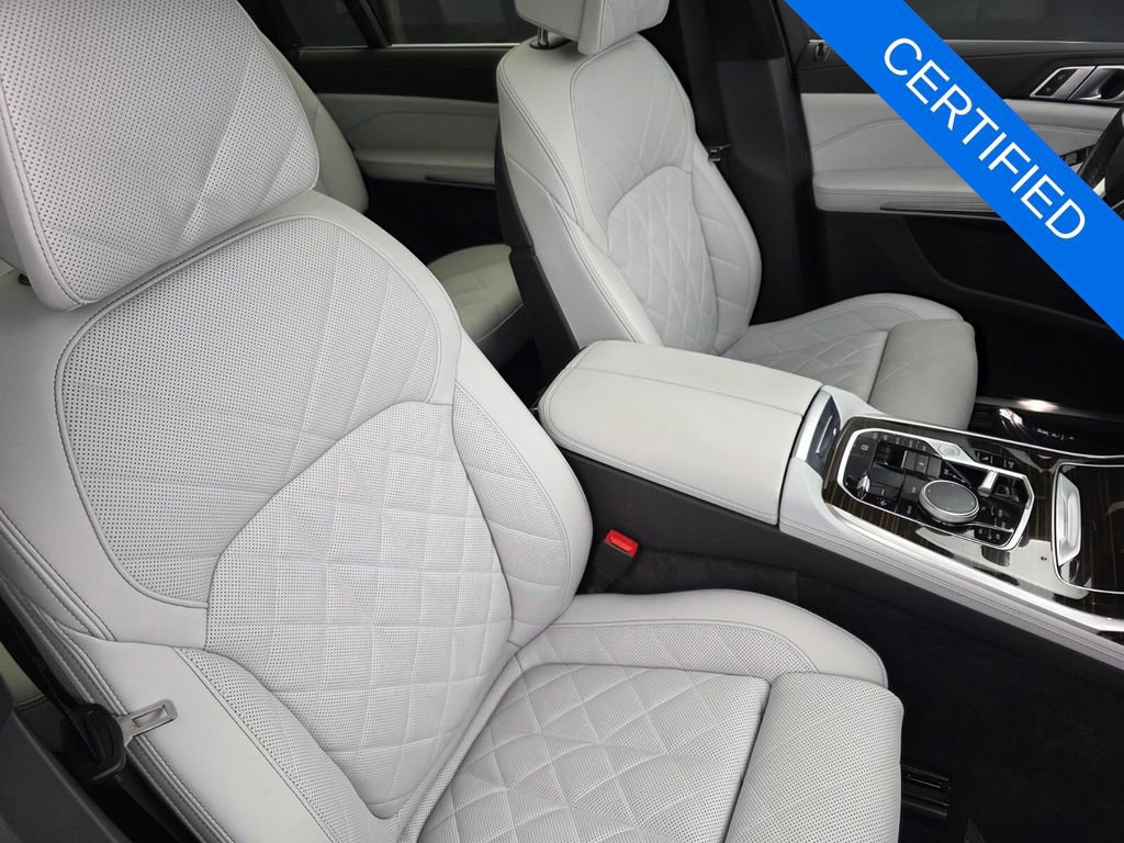 Certified 2024 BMW X7 xDrive40i image 32