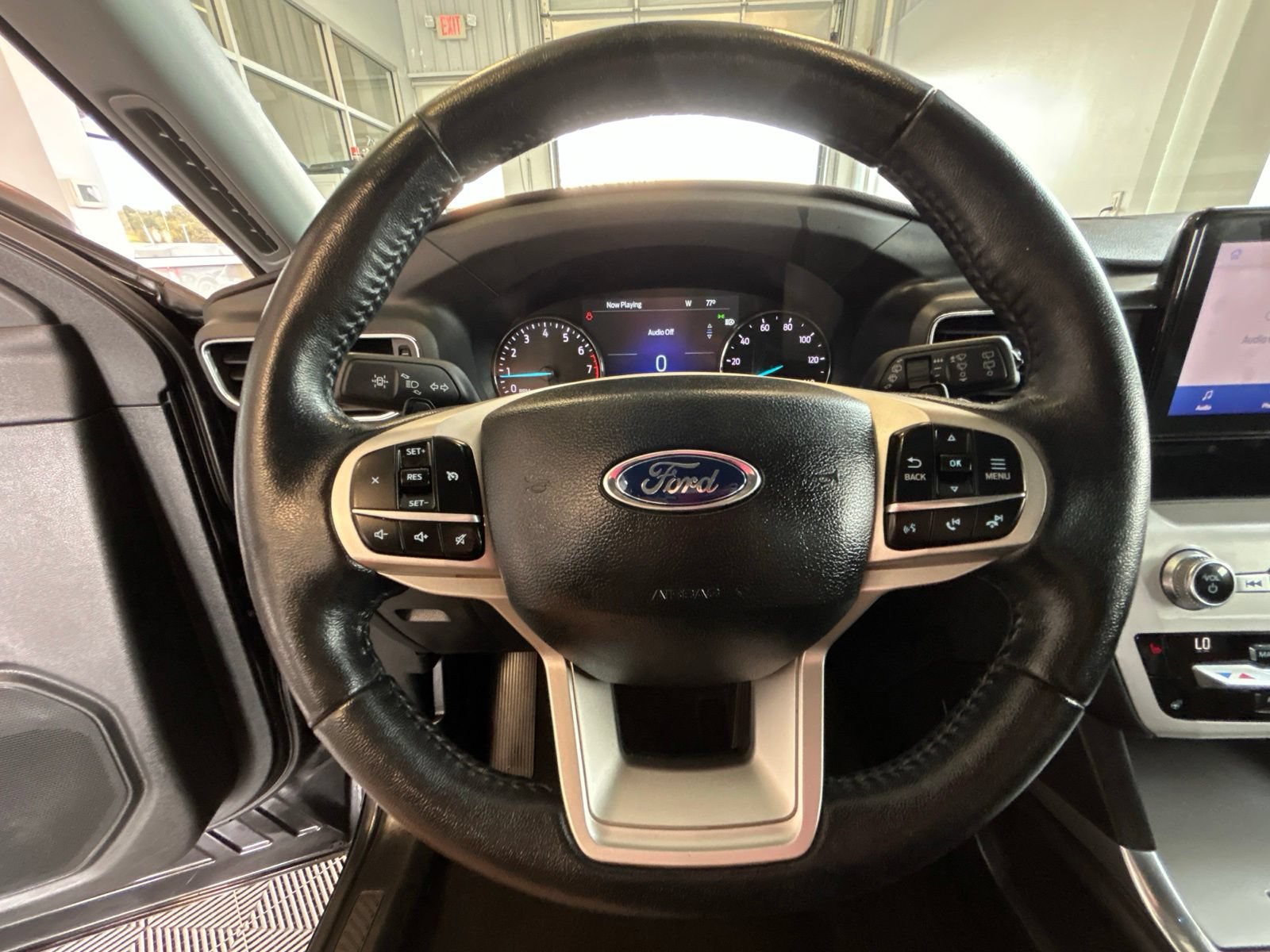 Used 2020 Ford Explorer XLT w/ Equipment Group 202A AWD/4WD image 20