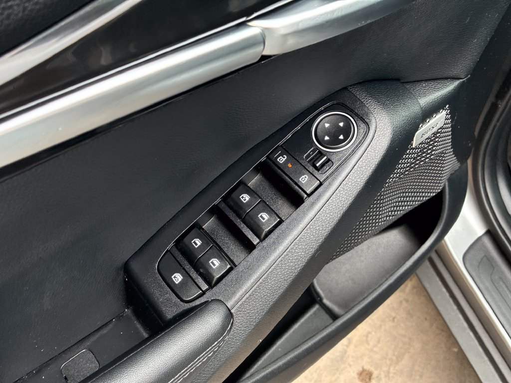 Used 2024 Kia Seltos SX AWD/4WD image 25
