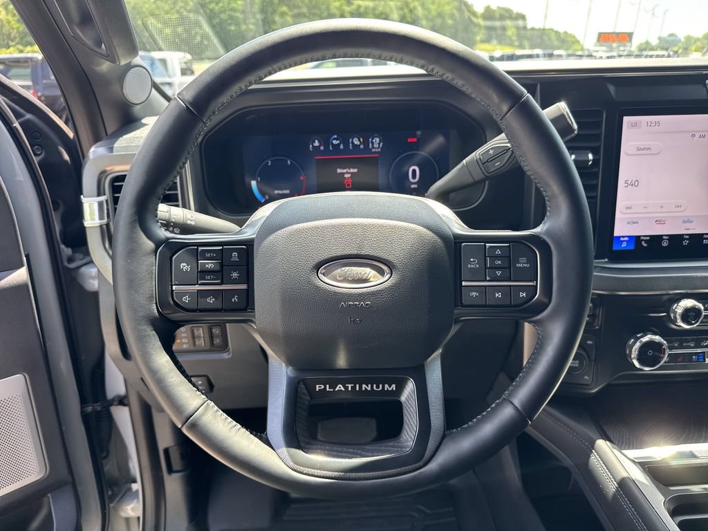Used 2025 Ford F250 Platinum AWD/4WD image 26