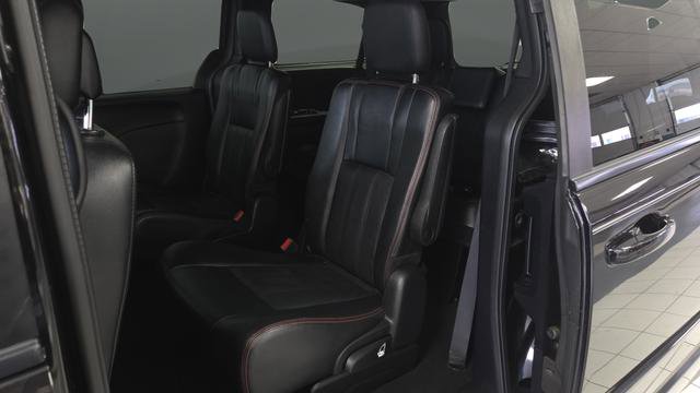 Used 2016 Dodge Grand Caravan R/T FWD image 22