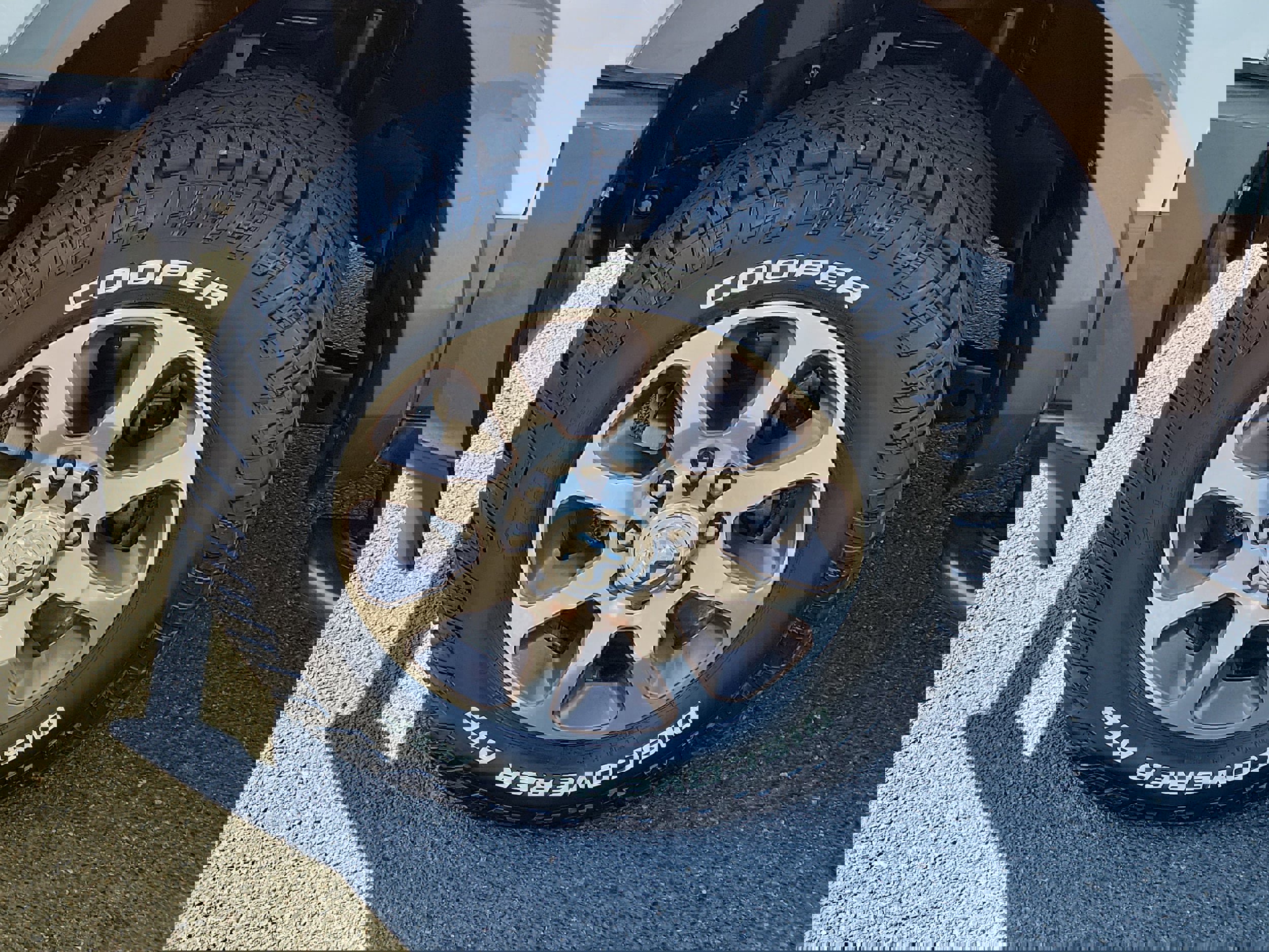 Used 2022 RAM 2500 Limited w/ Protection Group image 7