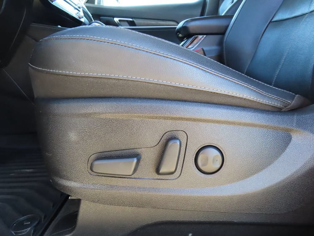 Used 2022 Kia Telluride EX AWD/4WD image 9