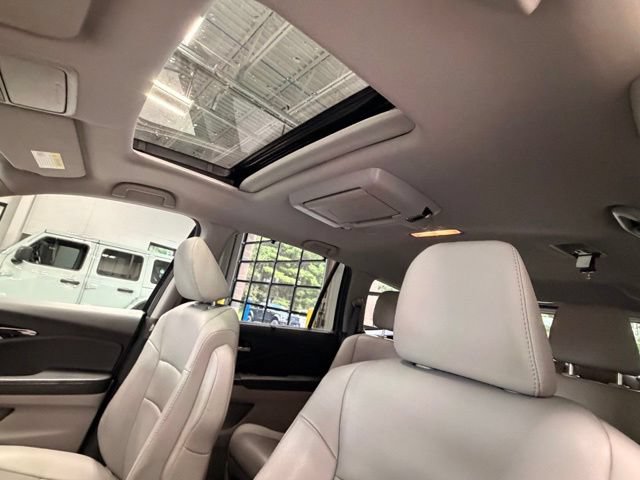 Used 2021 Honda Pilot Touring image 26
