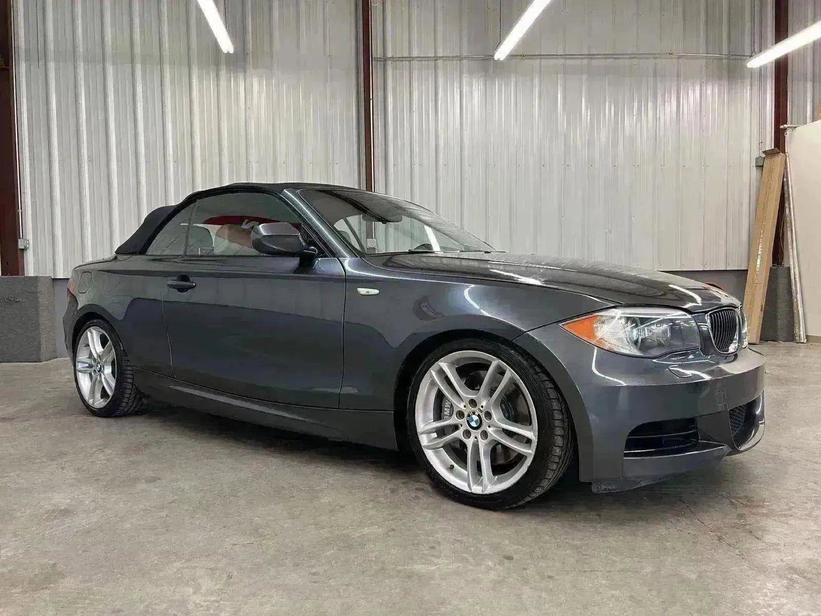 Used 2013 BMW 135i Convertible image 10