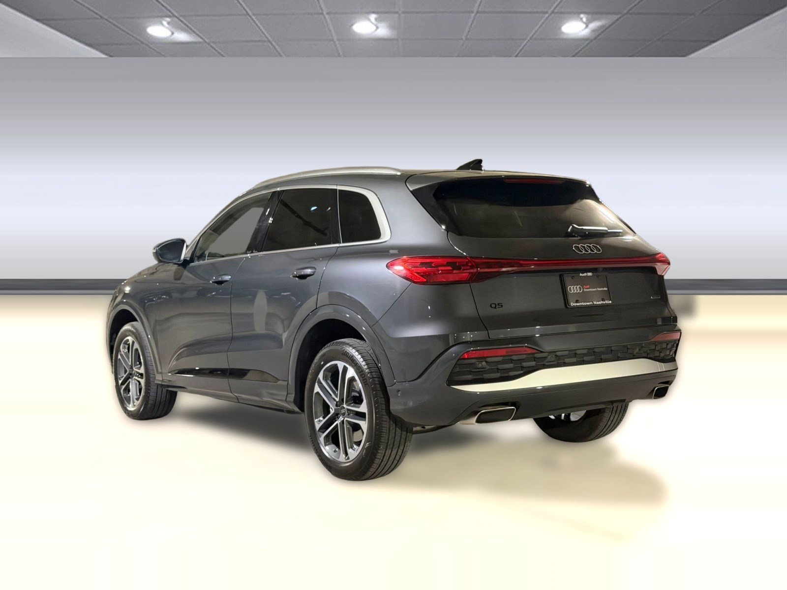 Certified 2025 Audi Q5 Premium Plus w/ Premium Plus image 3