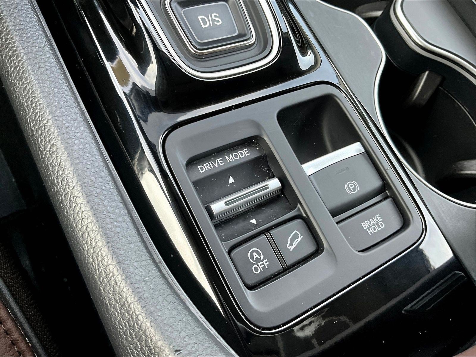 Used 2025 Honda Pilot Elite image 15