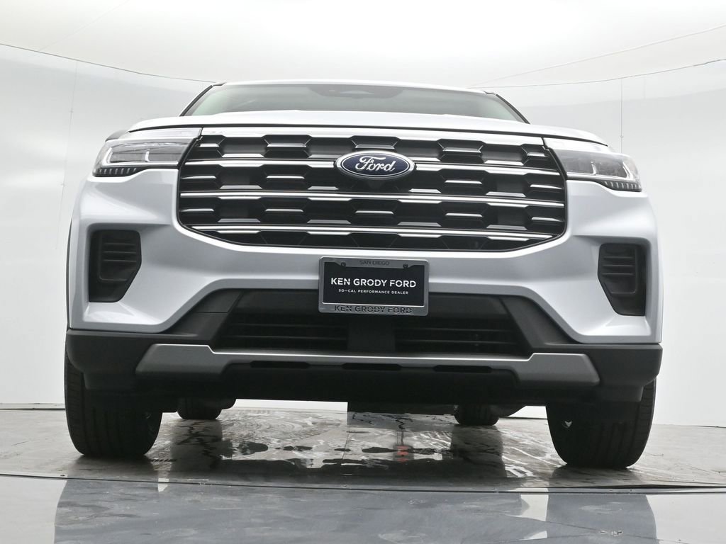 New 2025 Ford Explorer Active image 47