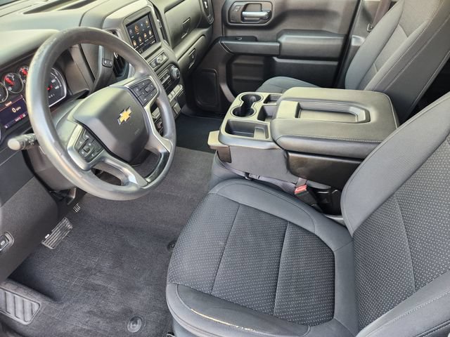 Used 2022 Chevrolet Silverado 2500 Custom w/ Custom Value Package AWD/4WD image 4