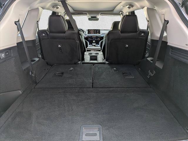 Used 2023 Acura MDX w/ Advance Package AWD/4WD image 6