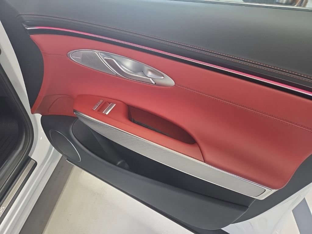 New 2026 Genesis GV70 2.5T Sport Prestige AWD/4WD image 32