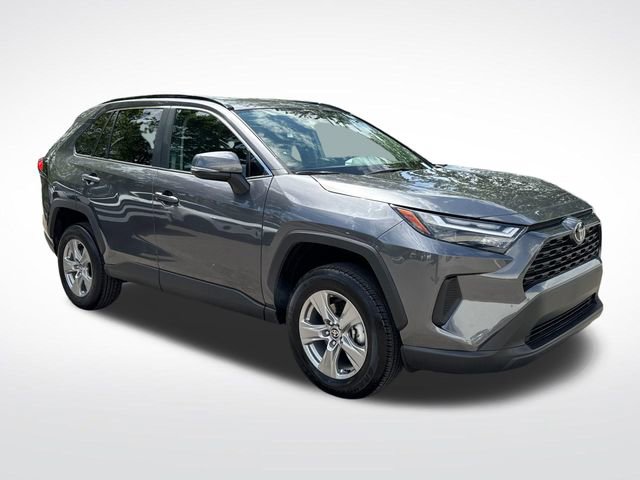 Used 2025 Toyota RAV4 XLE FWD image 9
