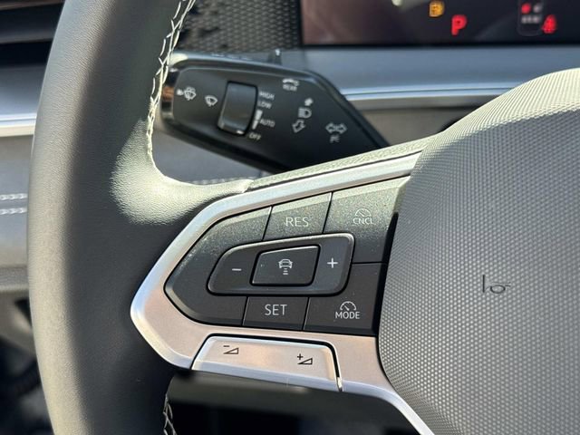 New 2026 Volkswagen Tiguan SE image 16