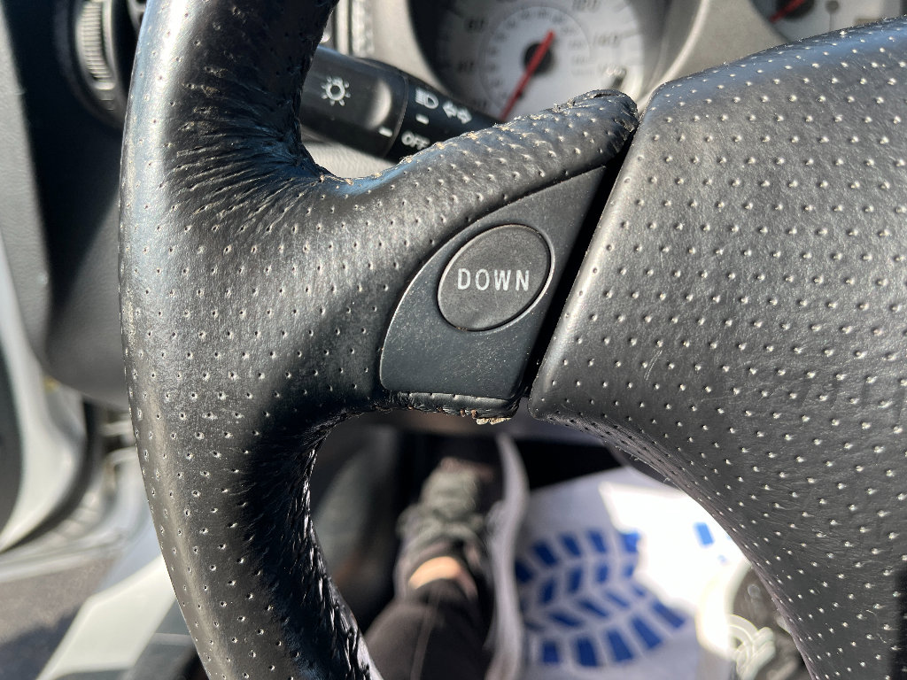 Used 2002 Toyota MR2 image 28