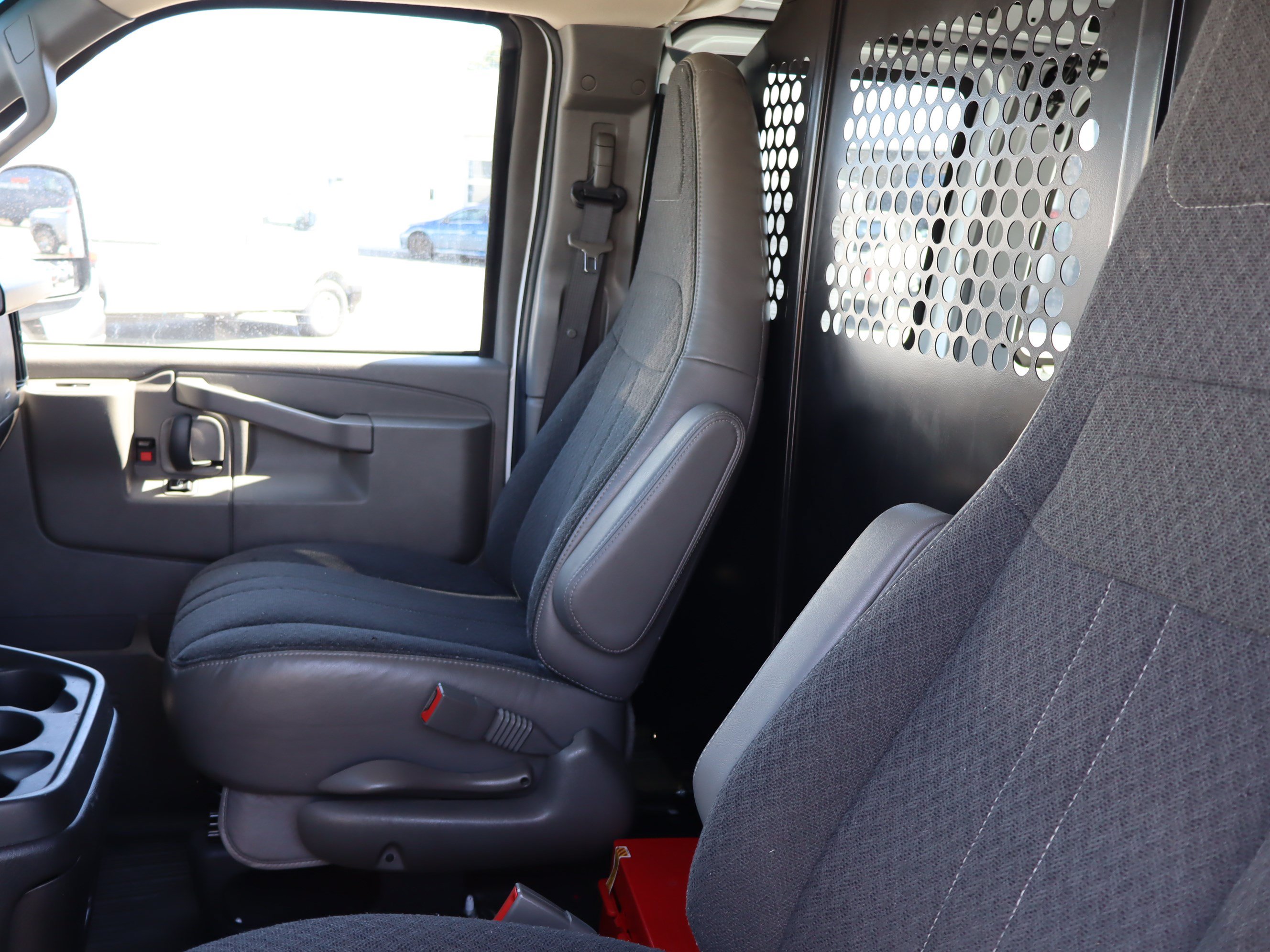 Used 2025 Chevrolet Express 2500 w/ Driver Convenience Package RWD image 18