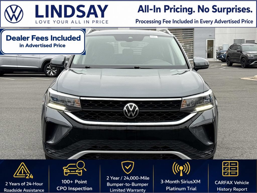 Certified 2023 Volkswagen Taos SE w/ Panoramic Sunroof Package FWD image 8