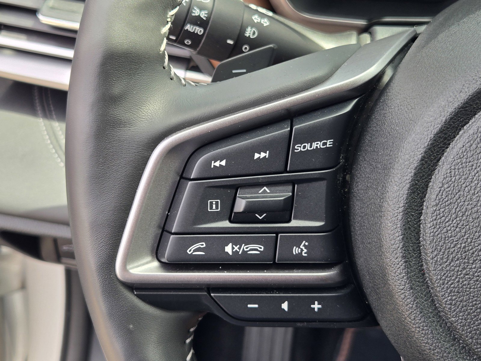 Used 2024 Subaru Outback Touring XT AWD/4WD image 23