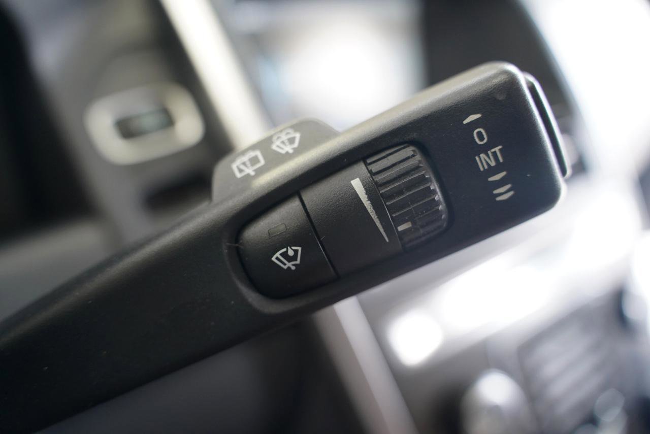 Used 2012 Volvo XC60 T6 AWD/4WD image 15