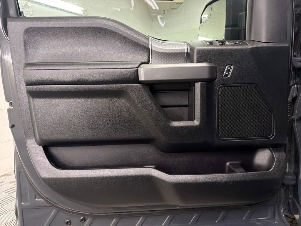 Used 2016 Ford F150 XLT w/ Equipment Group 302A Luxury image 20