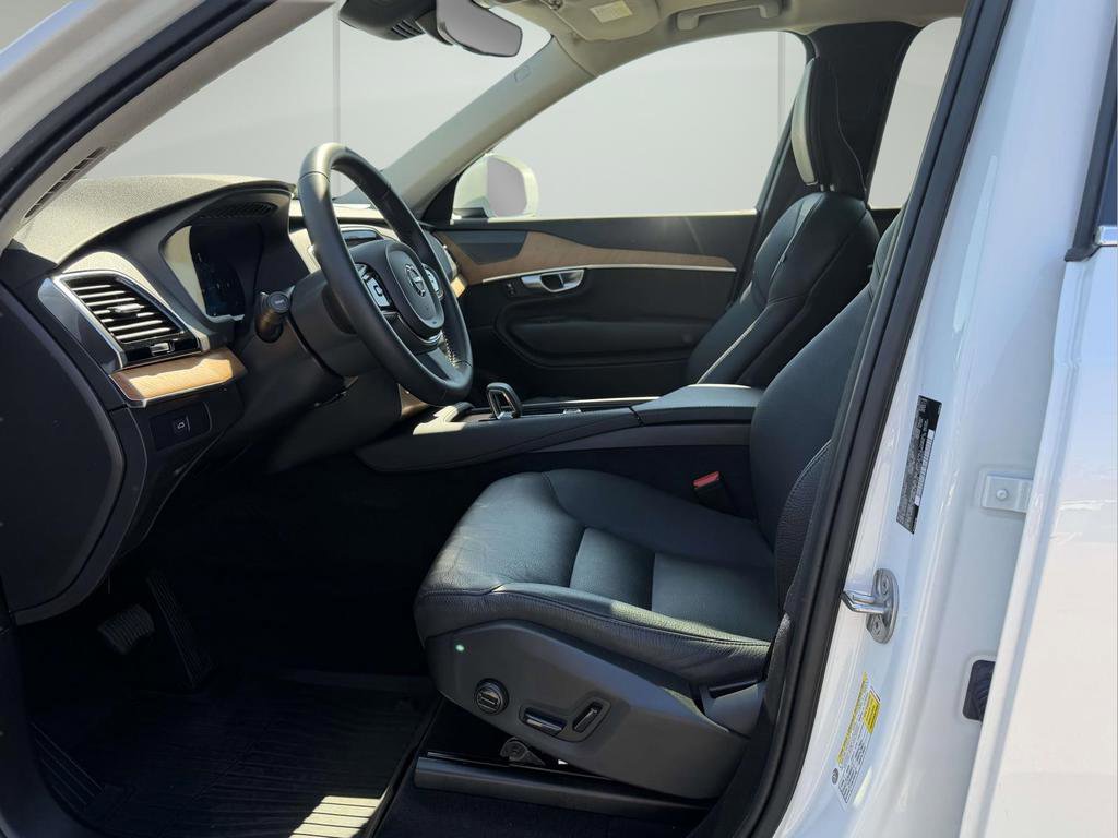 Used 2024 Volvo XC90 B6 Plus w/ Protection Package AWD/4WD image 15