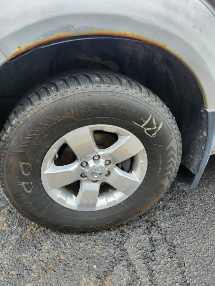 Used 2011 Nissan Frontier S AWD/4WD image 24