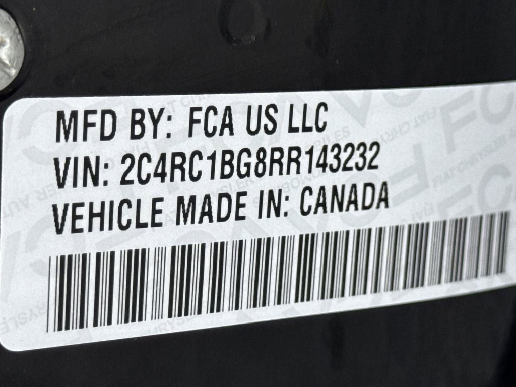 Used 2024 Chrysler Pacifica Touring-L image 31