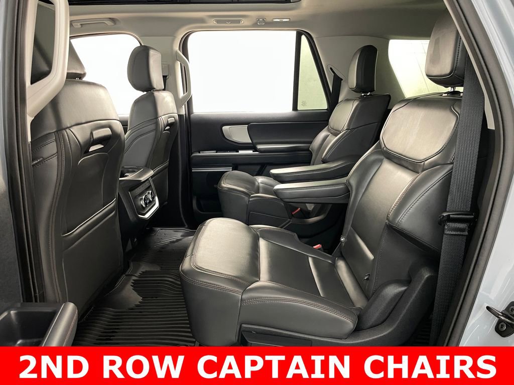 Used 2025 Ford Expedition Max Active AWD/4WD image 13