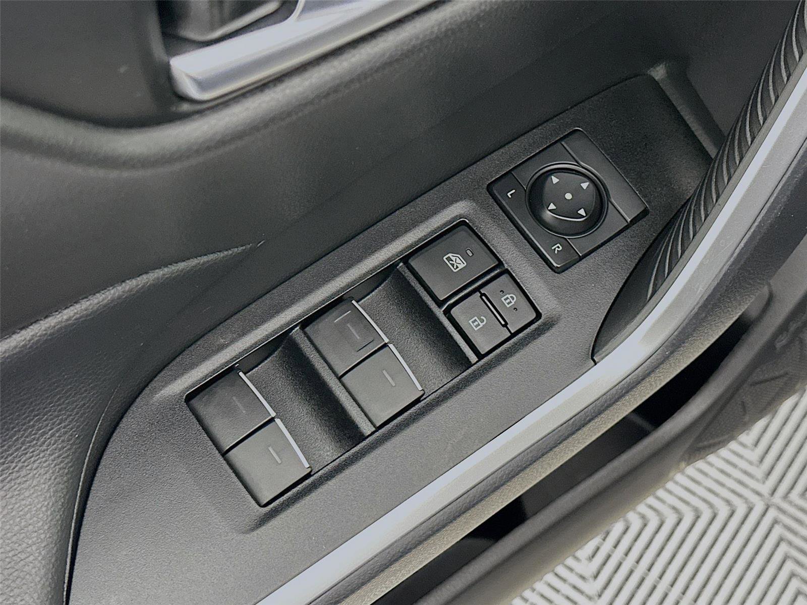 Certified 2025 Toyota RAV4 XLE AWD/4WD image 19