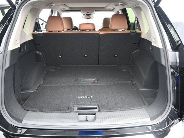 New 2026 Nissan Rogue Platinum image 15