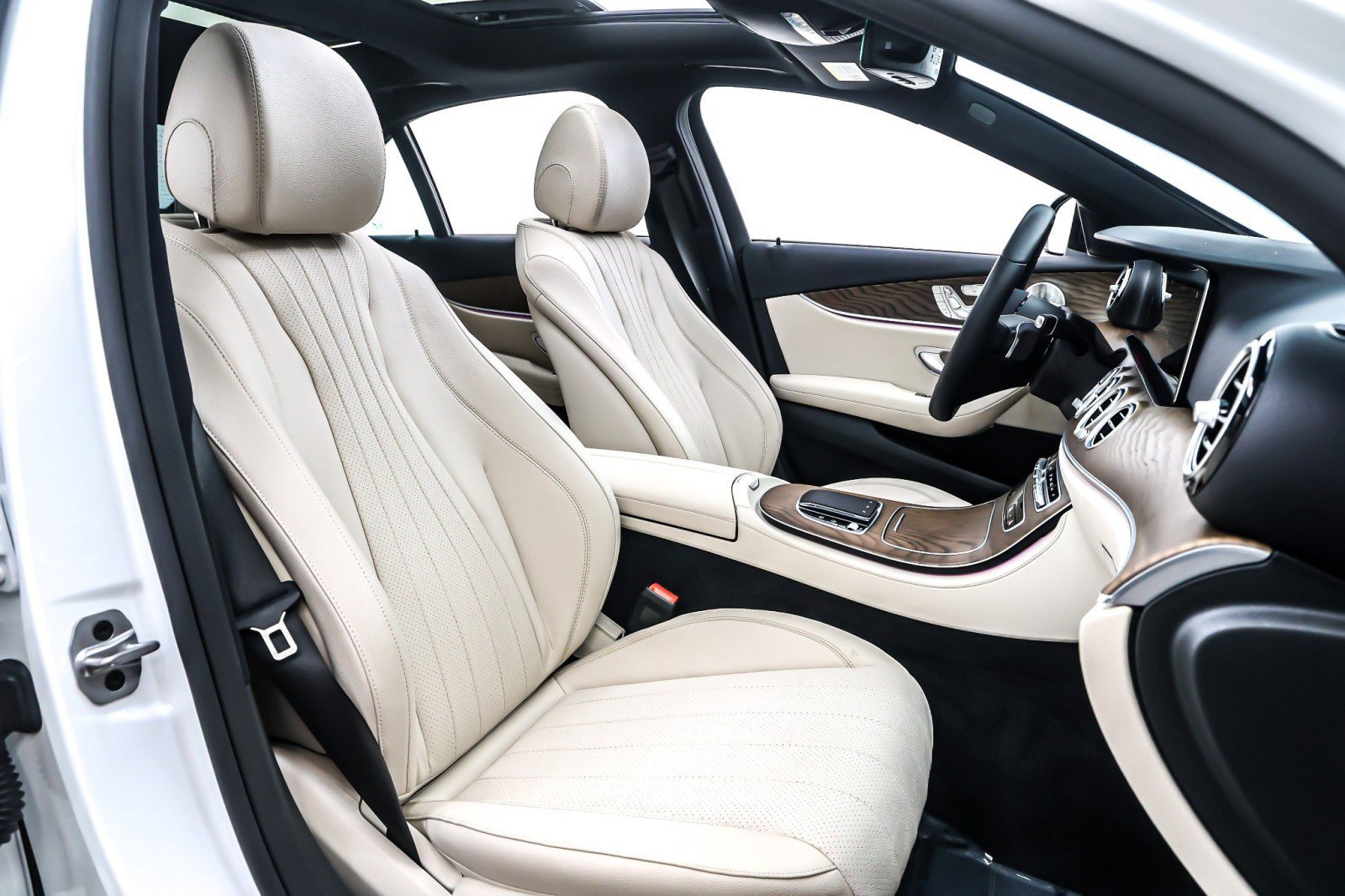 Certified 2022 Mercedes-Benz E 350 Sedan image 9