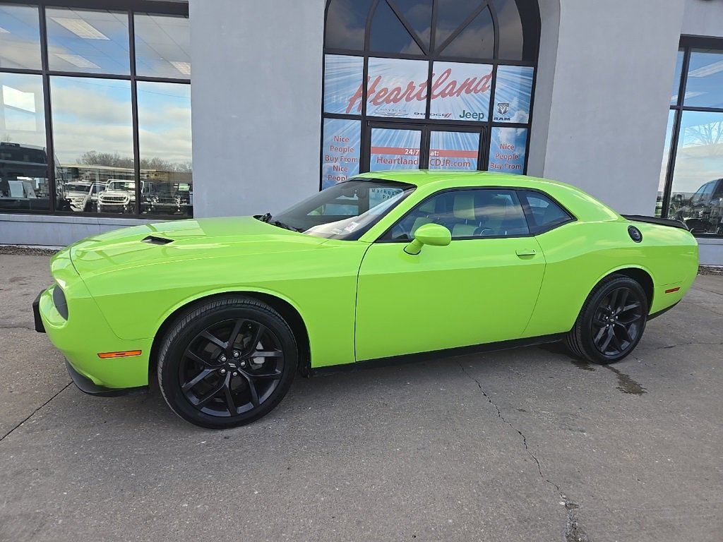 Used 2023 Dodge Challenger SXT w/ Blacktop Package image 4