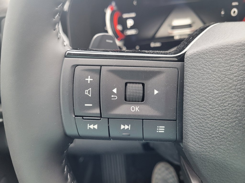 New 2026 Nissan Pathfinder Platinum AWD/4WD image 21