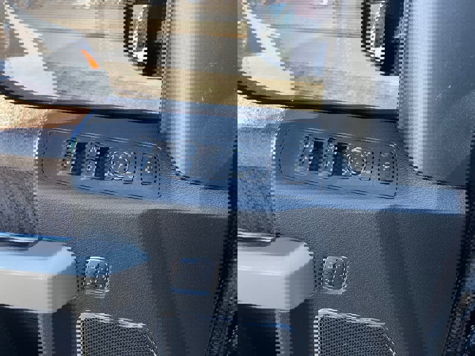 Used 2019 Ford F250 Lariat w/ Lariat Ultimate Package image 17