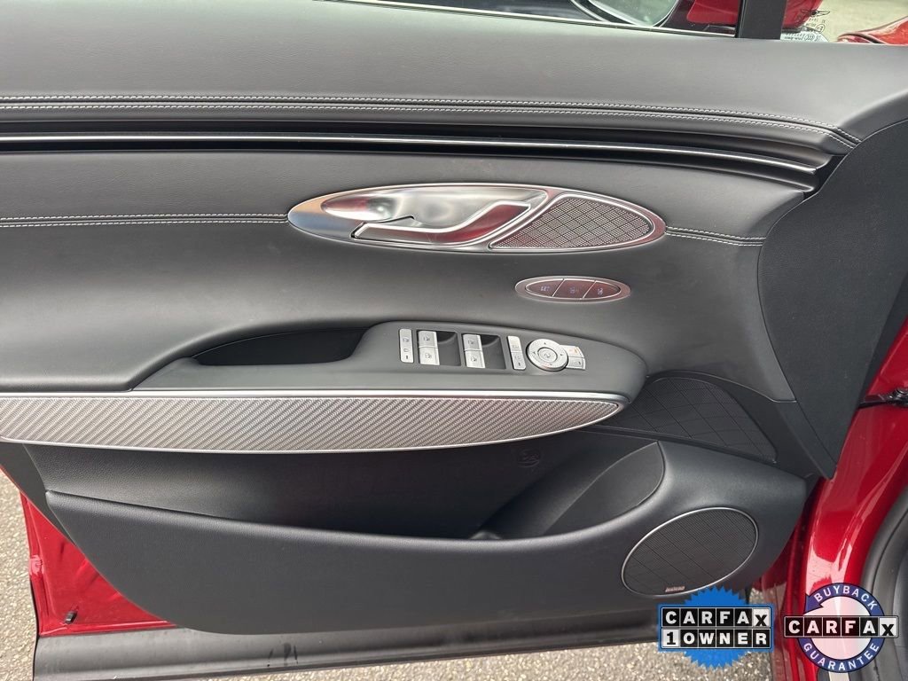 Used 2025 Genesis GV70 2.5T Sport Prestige w/ Sport Prestige Package image 15