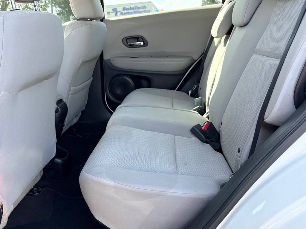 Used 2016 Honda HR-V LX image 24