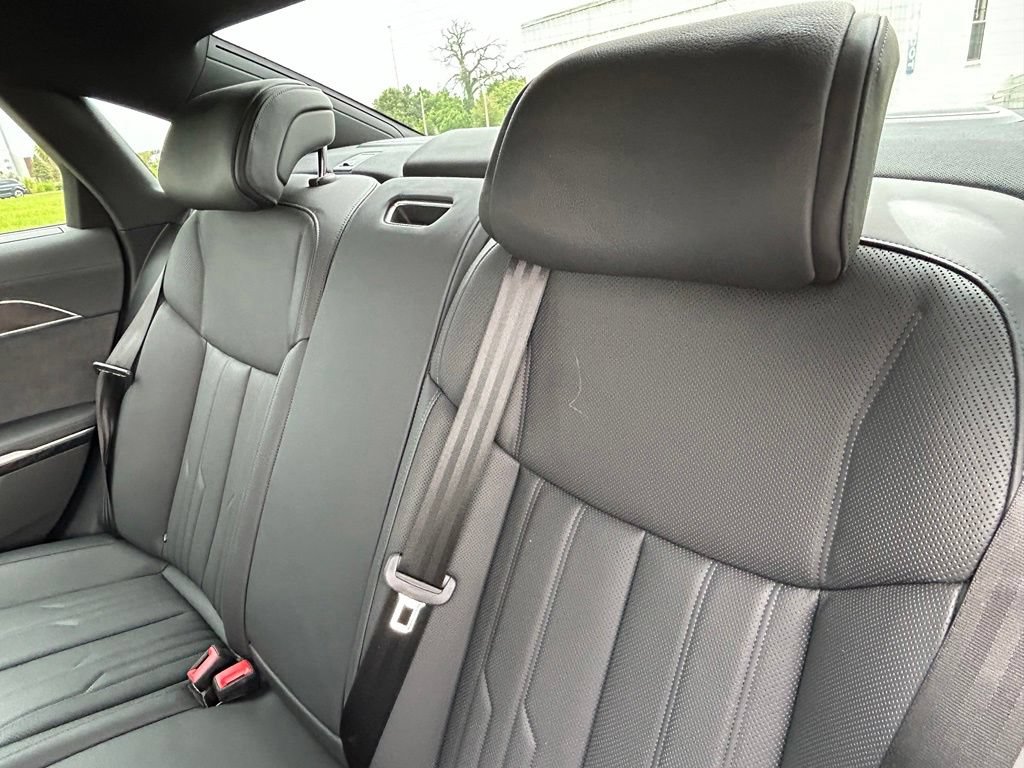 Used 2025 Audi A8 L 3.0T AWD/4WD image 55