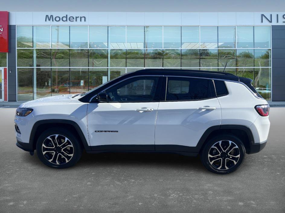 Used 2023 Jeep Compass Limited image 8