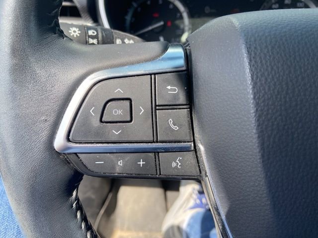 Used 2021 Toyota Highlander XSE image 18