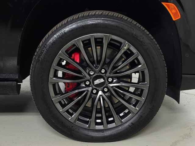 Used 2024 Cadillac Escalade ESV V w/ Heavy-Duty Trailer Package image 15