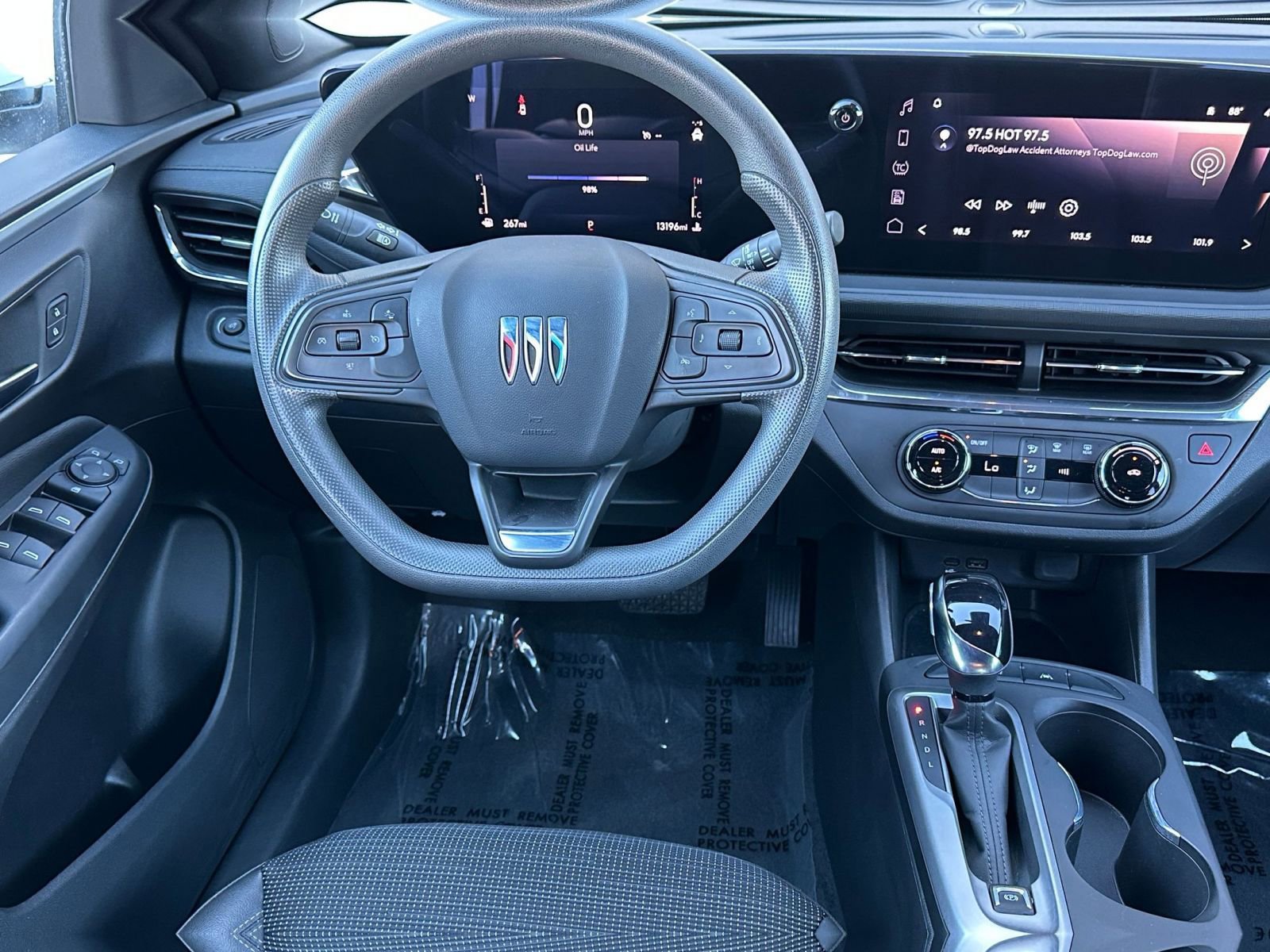 Used 2025 Buick Envista Preferred image 31