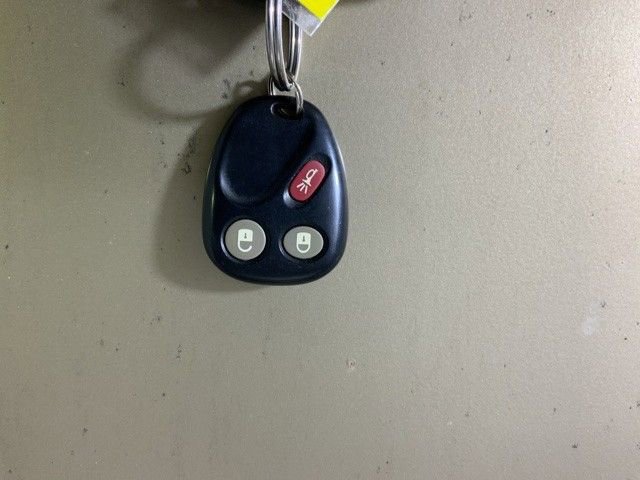 Used 2004 GMC Envoy SLE AWD/4WD image 38