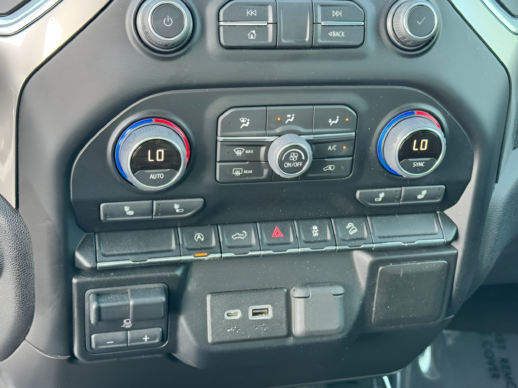 Used 2019 Chevrolet Silverado 1500 LT w/ All-Star Edition AWD/4WD image 19