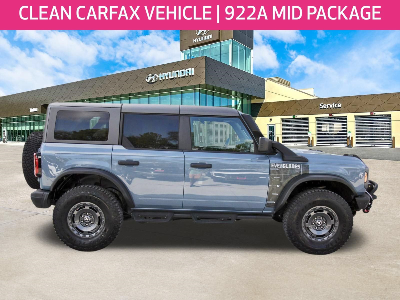 Used 2023 Ford Bronco Everglades AWD/4WD image 4