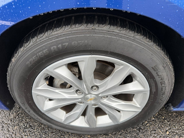 Used 2023 Chevrolet Malibu LT FWD image 13
