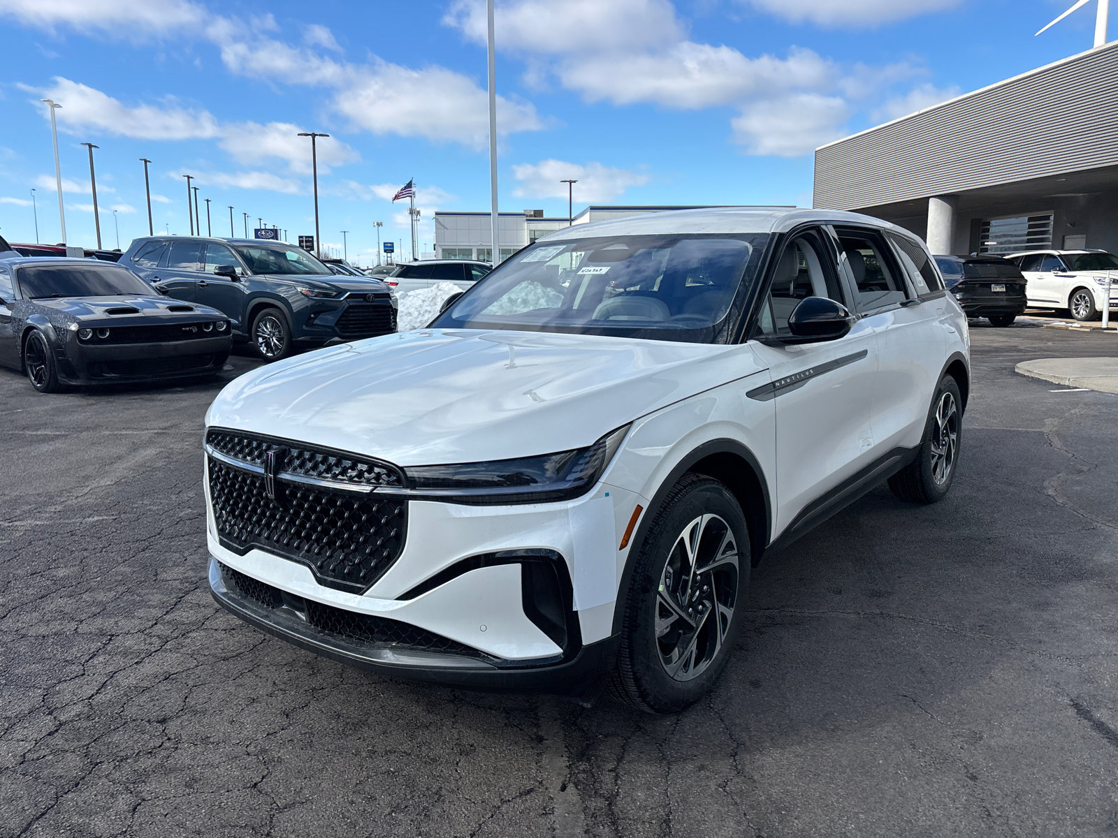 New 2026 Lincoln Nautilus Premier w/ Jet Appearance Package image 3