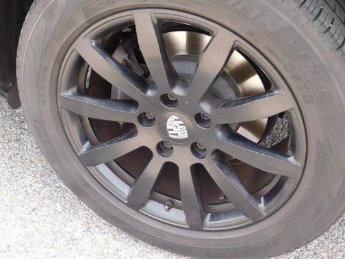 Used 2020 Porsche Cayenne AWD/4WD image 8