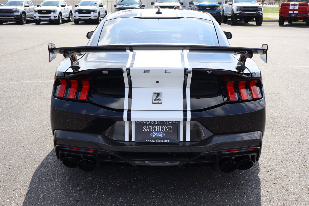 Used 2024 Ford Mustang GT Premium w/ GT Performance Package RWD image 18